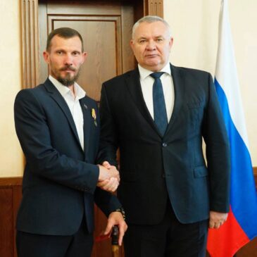 РУКОВОДИТЕЛЬ АЛЕКСАНДРОВСКОГО ОТДЕЛЕНИЯ «БОЕВОГО БРАТСТВА» НАГРАЖДЁН МИНИСТЕРСТВОМ ОБОРОНЫ РФ