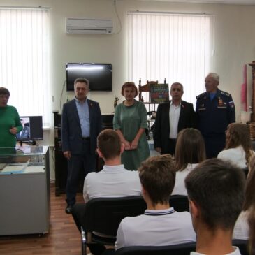 УРОК МУЖЕСТВА С ЧЛЕНАМИ «БОЕВОГО БРАТСТВА» ПРОШЁЛ В СЕЛЕ КОЧУБЕЕВСКОМ