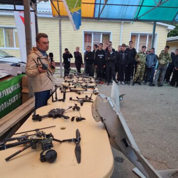 НИКОЛАЙ БОРИСЕНКО ОРГАНИЗОВАЛ ВЫСТАВКУ В ХУТОРЕ ВОРОТНИКОВСКОМ