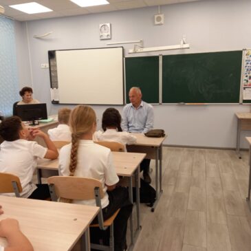 ЧЛЕН «БОЕВОГО БРАТСТВА» ПРОВЕЛ БЕСЕДУ С УЧАЩИМИСЯ И РУКОВОДСТВОМ СТАВРОПОЛЬСКОЙ ШКОЛЫ