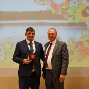 РУКОВОДИТЕЛЮ ГРАЧЕВСКОГО ОТДЕЛЕНИЯ «БОЕВОГО БРАТСТВА» ПРИСВОЕНО ЗВАНИЕ «ПОЧЕТНЫЙ ГРАЖДАНИН ГРАЧЕВСКОГО МУНИЦИПАЛЬНОГО ОКРУГА СТАВРОПОЛЬСКОГО КРАЯ»