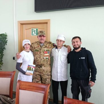 ЧЛЕНЫ «БОЕВОГО БРАТСТВА» ПОБЕСЕДОВАЛИ СО СТУДЕНТАМИ НЕВИННОМЫССКОГО МЕДИЦИНСКОГО ИНСТИТУТА
