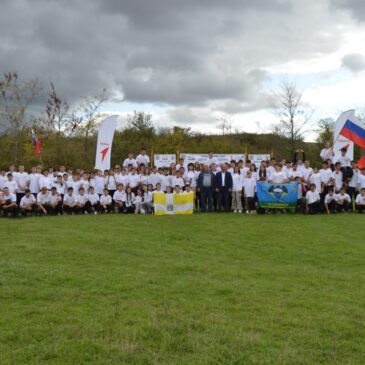 В КУРСКОМ ОКРУГЕ СОСТОЯЛОСЬ ОТКРЫТИЕ ТУРИСТИЧЕСКОГО СЛЕТА «ТРОПАМИ ПОБЕДЫ»