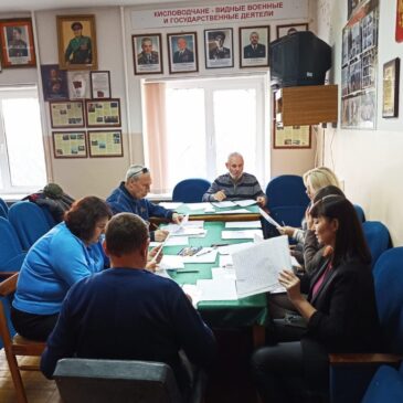 ЧЛЕН «БОЕВОГО БРАТСТВА» ОЦЕНИЛ КОНКУРСНЫЕ ШКОЛЬНЫЕ СОЧИНЕНИЯ