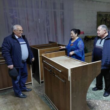 ПРЕДСТАВИТЕЛИ «БОЕВОГО БРАТСТВА» ПЕРЕДАЛИ МЕБЕЛЬ УЧРЕЖДЕНИЯМ КУЛЬТУРЫ ПОСЕЛКА МИРНОГО