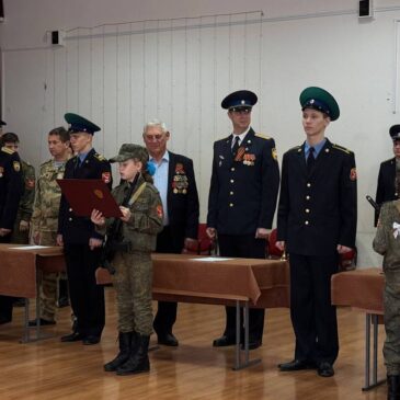 ЦЕРЕМОНИЯ ПОСВЯЩЕНИЯ В КАДЕТЫ СОСТОЯЛАСЬ В ШКОЛЕ №18 ГОРОДА НЕВИННОМЫССКА