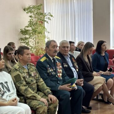 ЧЛЕНЫ «БОЕВОГО БРАТСТВА» ПОСЕТИЛИ ЦЕРЕМОНИЮ ПРИНЯТИЯ УЧАЩИХСЯ В КАДЕТЫ