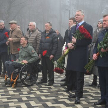 ЧЛЕНЫ «БОЕВОГО БРАТСТВА» ПОСЕТИЛИ ЦЕРЕМОНИЮ ОТКРЫТИЯ ФУТБОЛЬНОГО ТУРНИРА ПАМЯТИ ГЕРОЯ РОССИИ ВЛАДИСЛАВА ДУХИНА