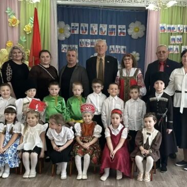 В ДЕТСКОМ САДУ «ЧАЙКА» СОСТОЯЛОСЬ ОТКРЫТИЕ ГОДА ЕДИНСТВА НАРОДОВ РОССИИ