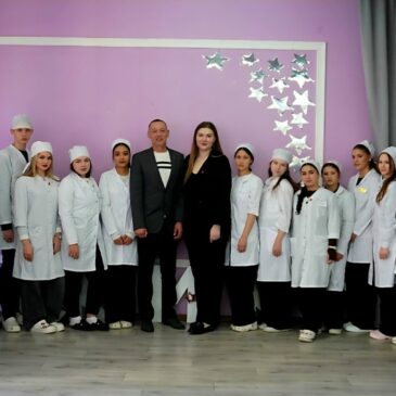 АКТИВИСТ «БОЕВОГО БРАТСТВА» ПОСЕТИЛ ОТКРЫТИЕ ОТДЕЛЕНИЯ «ДВИЖЕНИЯ ПЕРВЫХ» В МЕДКОЛЛЕДЖЕ