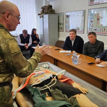 АКТИВИСТЫ «БОЕВОГО БРАТСТВА» ПРОВЕЛИ ЗАНЯТИЕ В ЦЕНТРЕ ИМЕНИ ГЕРОЯ РОССИИ НИКИТЫ ГУСЕВА ДЛЯ ДЕПУТАТОВ КРАЕВОЙ ДУМЫ