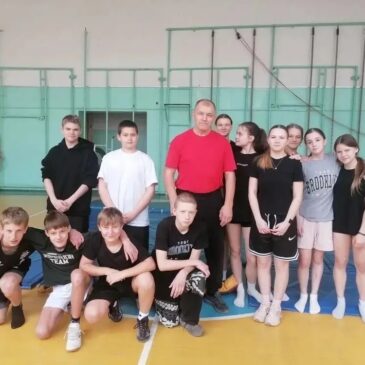 ЧЛЕН «БОЕВОГО БРАТСТВА» ОРГАНИЗОВАЛ ТРЕНИРОВКИ ДЛЯ СПОРТИВНОГО КЛУБА НЕВИННОМЫССКОЙ ШКОЛЫ