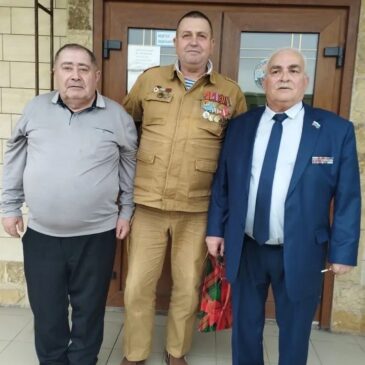 ЧЛЕНЫ «БОЕВОГО БРАТСТВА» ПОБЕСЕДОВАЛИ С БРАТОМ ПОГИБШЕГО ВОИНА-ИНТЕРНАЦИОНАЛИСТА