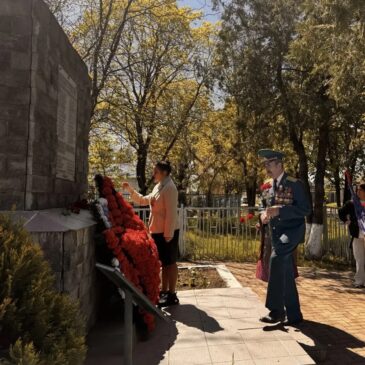 ЧЛЕНЫ НЕВИННОМЫССКОГО ГОРОДСКОГО ОТДЕЛЕНИЯ «БОЕВОГО БРАТСТВА» ПОЧТИЛИ ПАМЯТЬ ПАВШИХ СОВЕТСКИХ СОЛДАТ